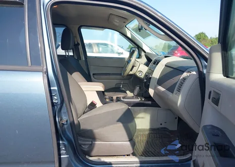 2011 Ford Escape Xls из США, поврежденный, VIN 1FMCU0C78BKA78085